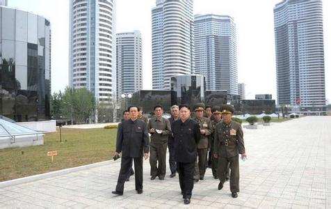 word文档中间有一大段空白删不掉也输不了字